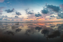 sunset-on-the-beach-of-matapalo-in-costa-rica-2021-04-02-21-27-14-utc.jpeg