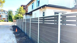 composite-fence-1-600x338 (1)_edited.jpg