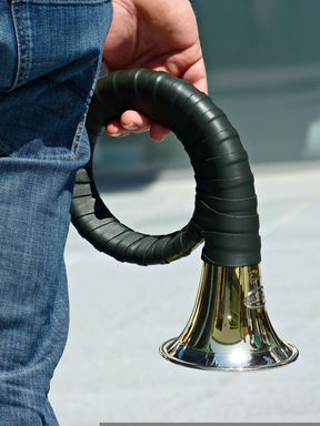 horn-g11127ad62_1920.jpg