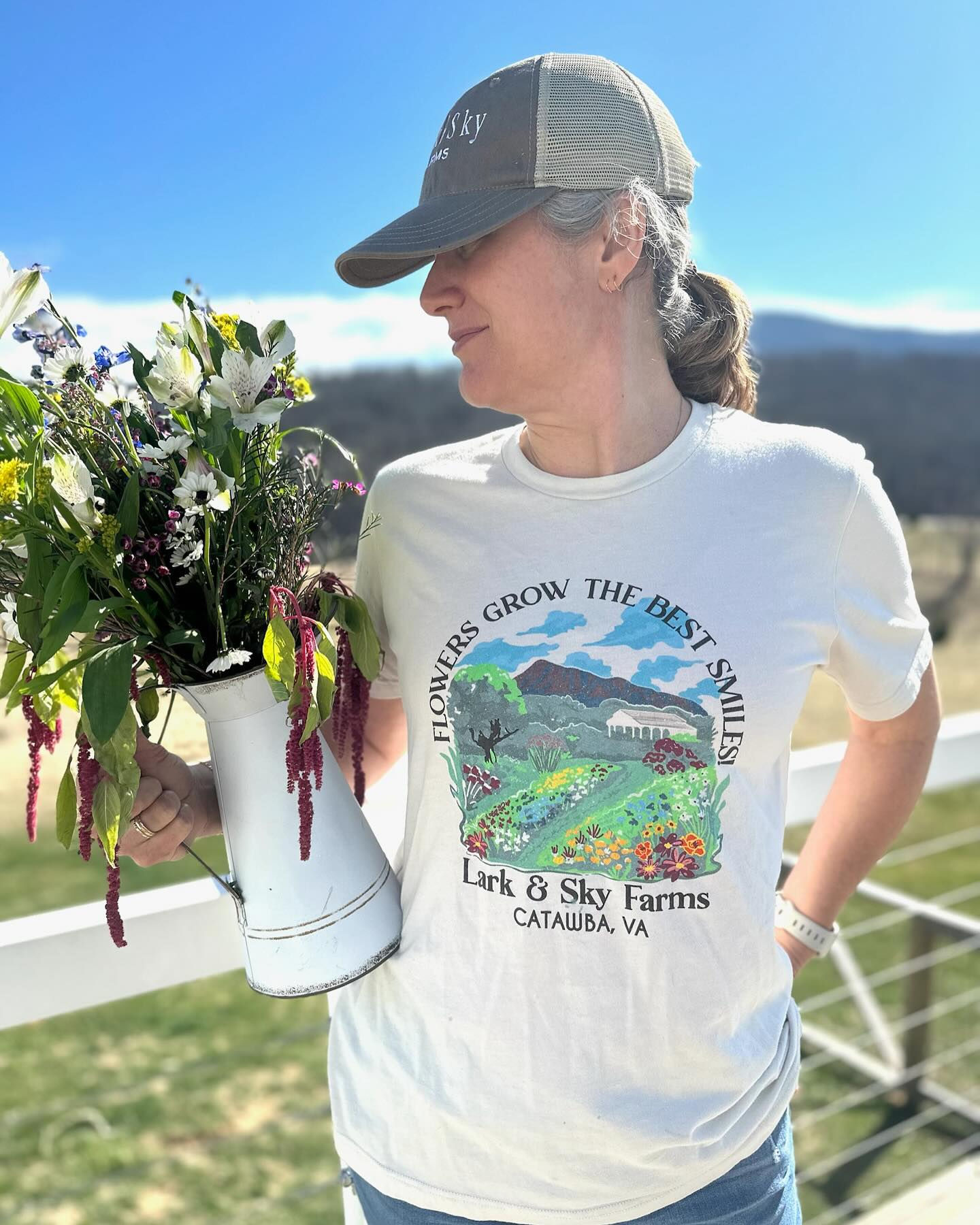 Short-sleeve T-shirt