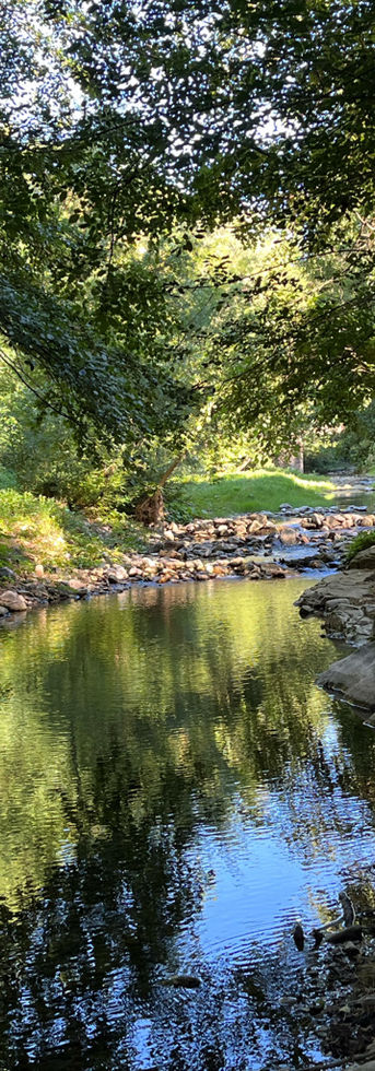 L'Auzonnet, la rivière en contre-bas du village, lieu de paix et de fraicheur