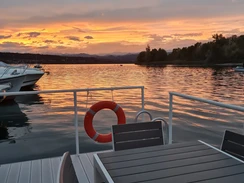 WATERDREAM Houseboats