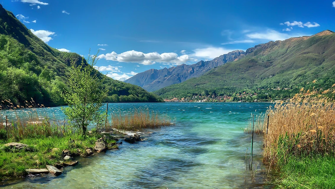 Lago_di_Mergozzo_Südostseite.webp
