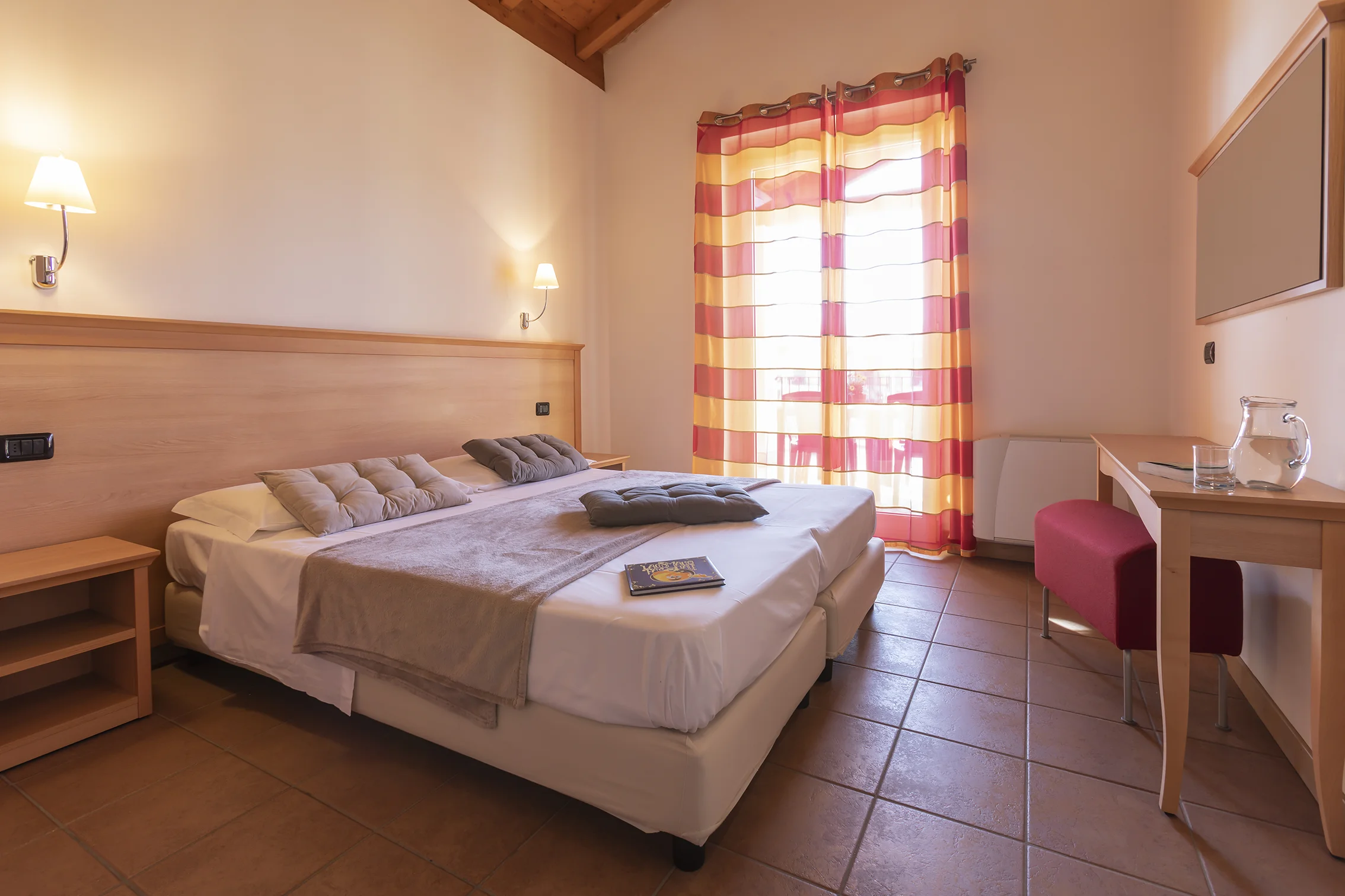 InterniResidenceCountry9_Camera Matrimoniale.webp