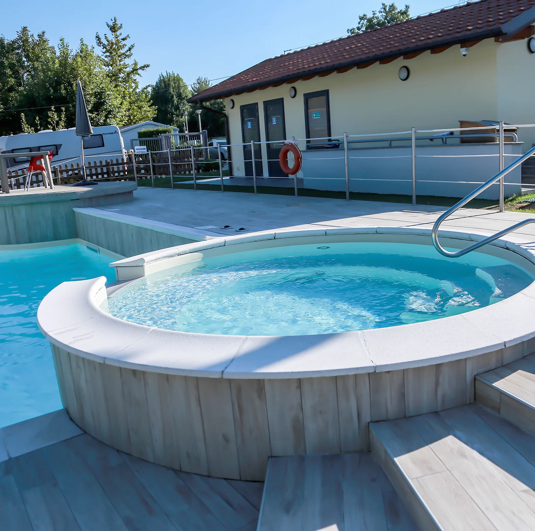 JACUZZI.webp