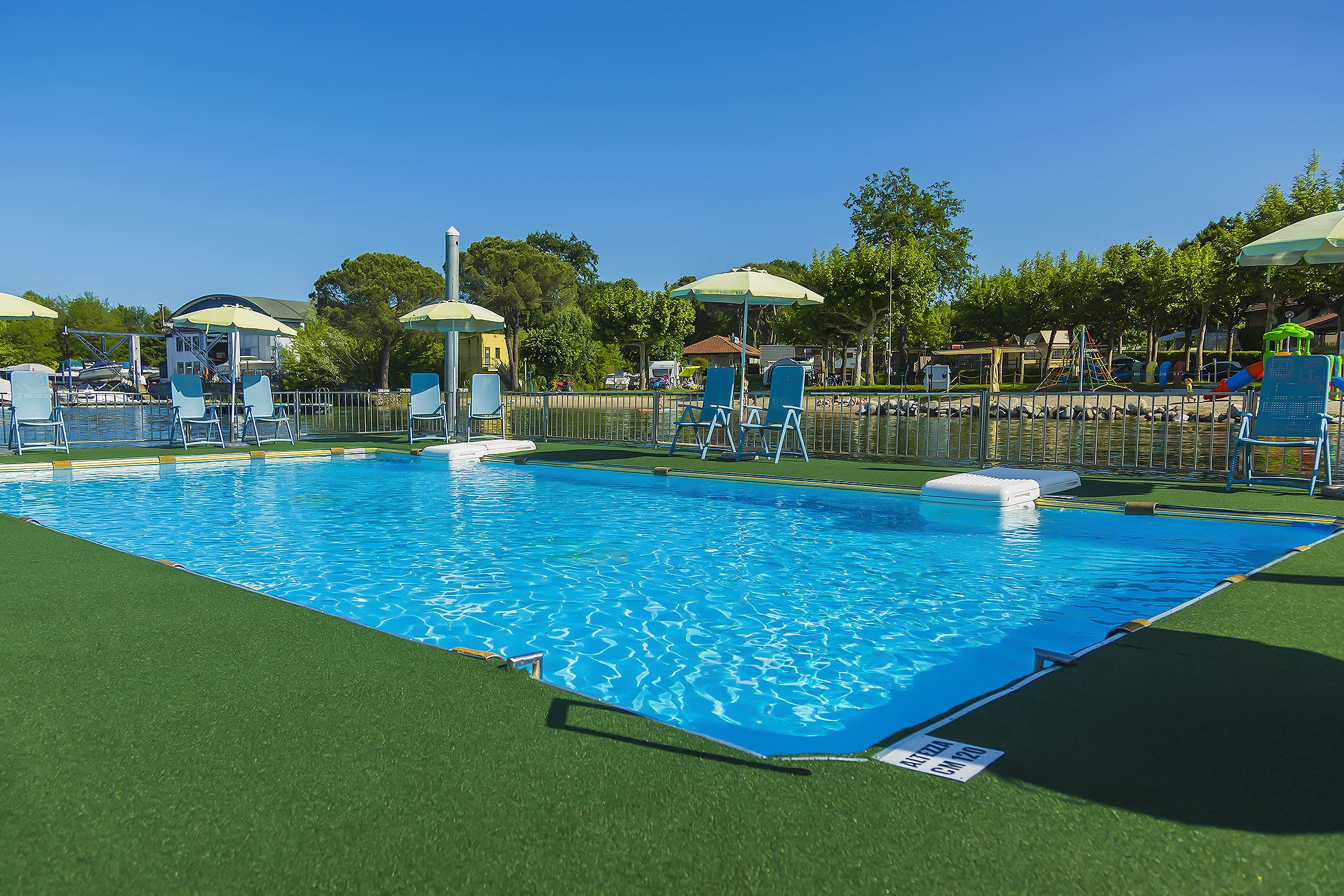 piscina galleggiante.webp