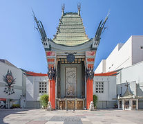 Grauman's_Chinese_Theatre.jpeg