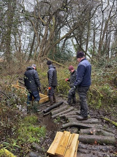 Simons say Build a Bridge