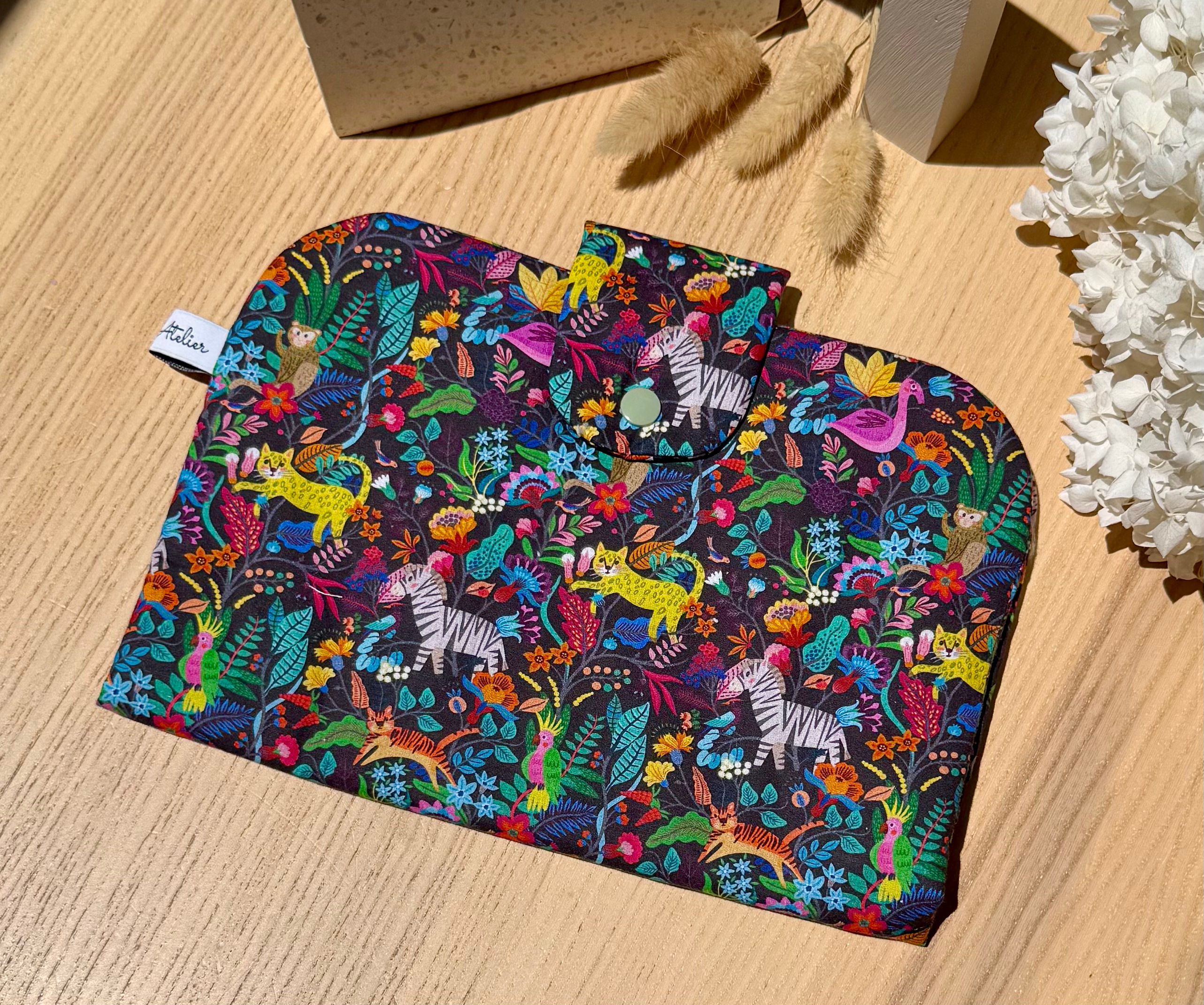 Zoo nappy wallet