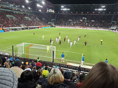 Fahrt der der Mittelschule Memmingerberg zum Bundesligaspiel FC Augsburg gegen Bayer 04 Leverkusen