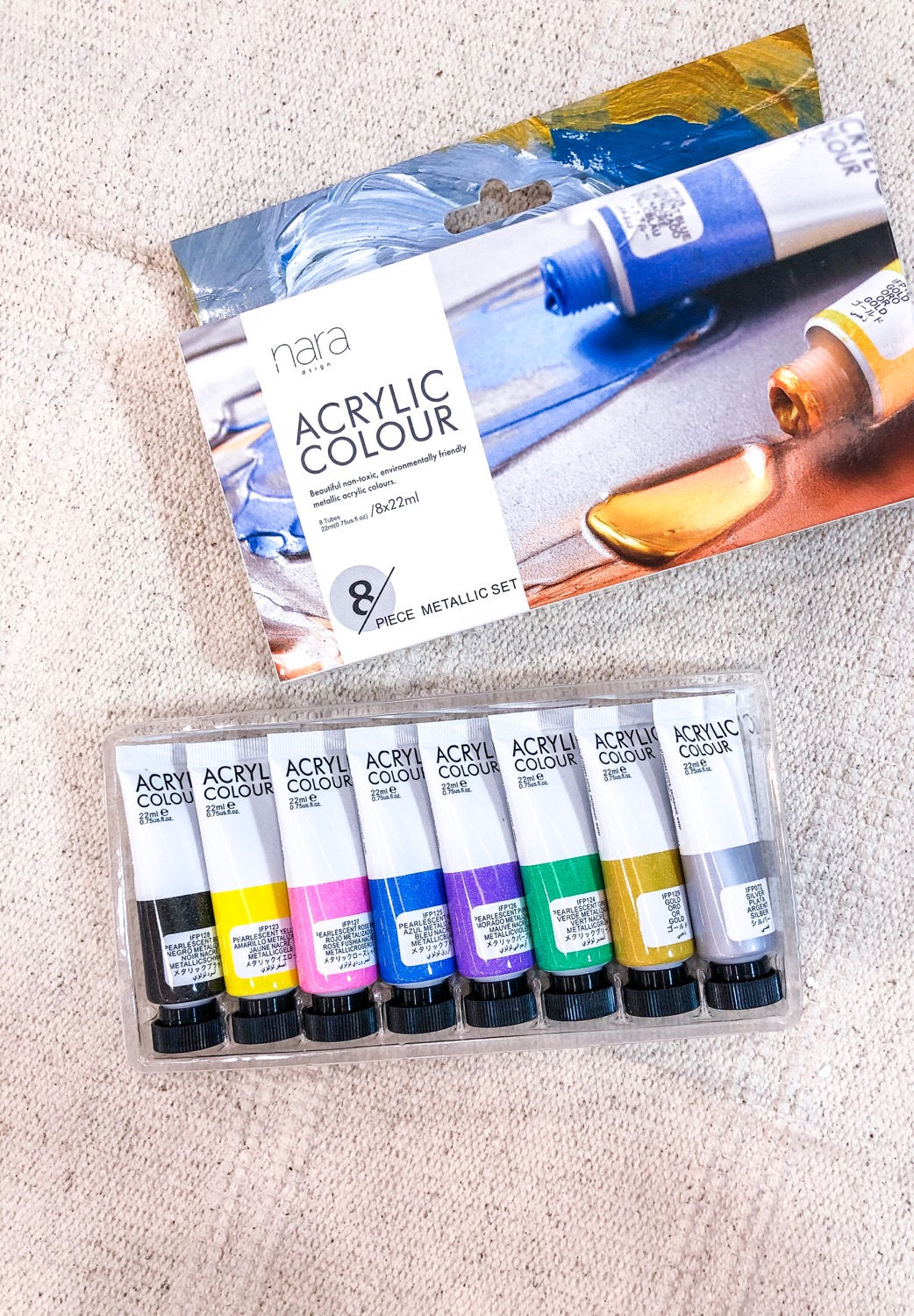 Acrylic paints in Metallic set