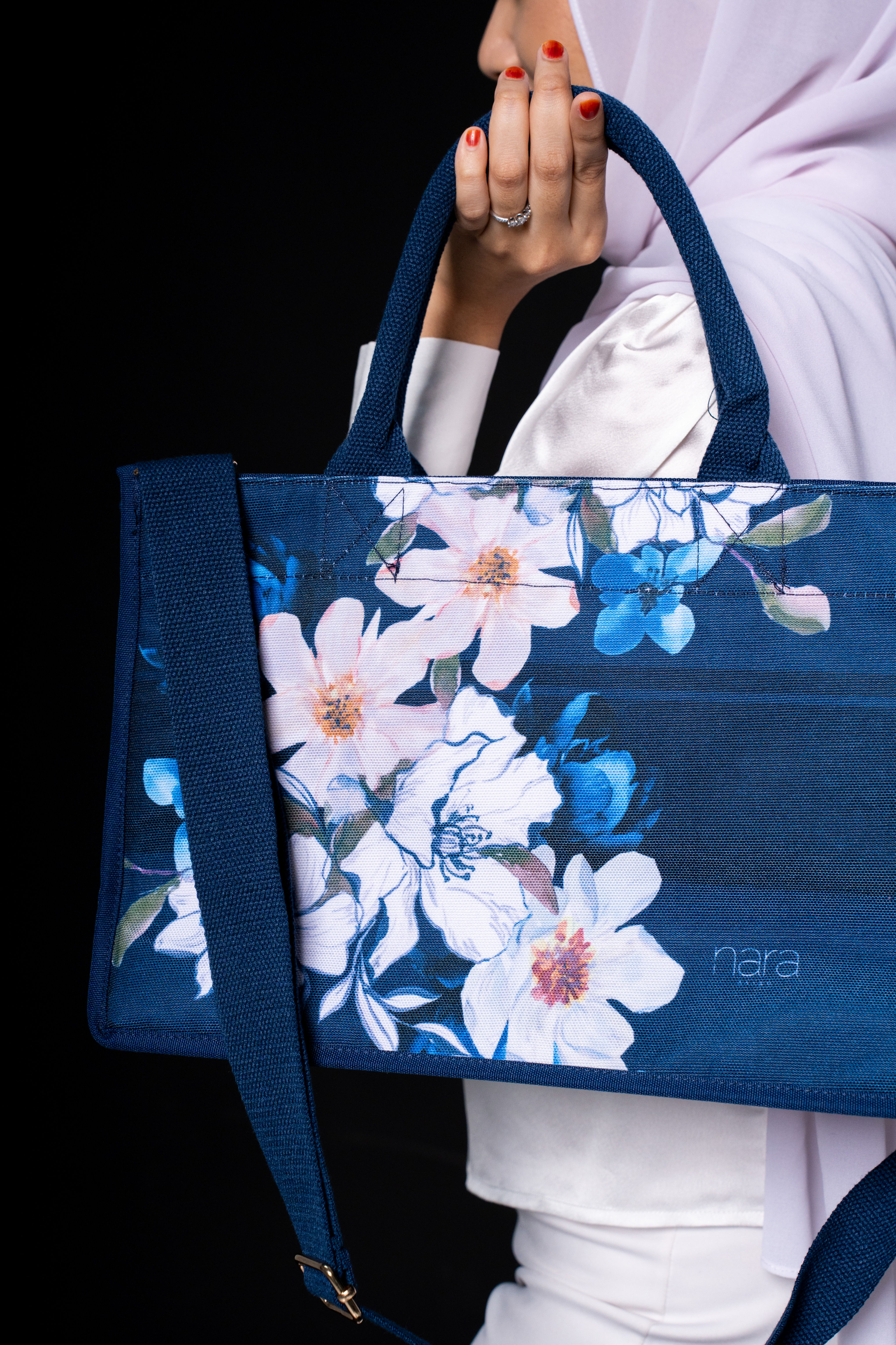 Madeleine in Blue Jeans