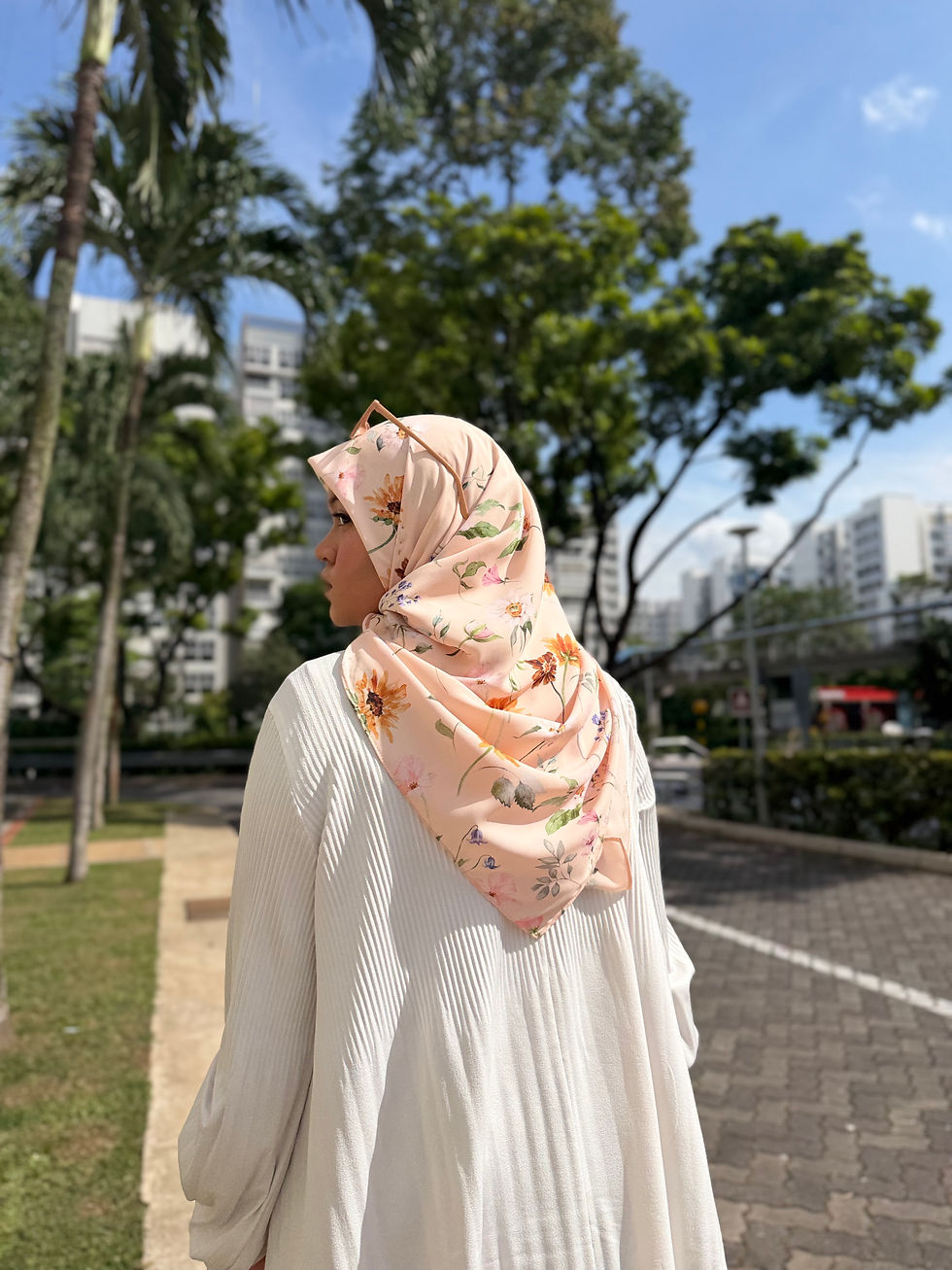 Thumbnail: Sunflower square Peach chiffon shawl