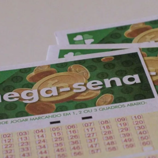 Mega-Sena 3014: prêmio acumula e loteria pode pagar R$ 32 milhões no sábado, mais de 1,7 mil apostas receberam premiações parciais; veja números sorteados