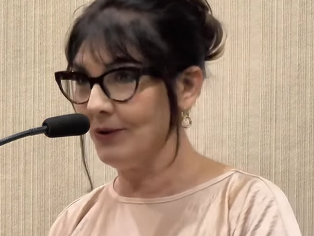 Na noite desta segunda-feira, 24/06/2024, a Maria Angélica Freitas recebeu o título de Cidadã Montealtense na Câmara Municipal de Monte Alto - SP