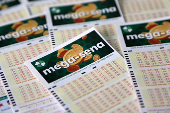 Mega-Sena 3040: loteria acumula e pode pagar R$ 150 milhões na quinta (6) Mais de 6,5 mil apostas garantiram premiações parciais; veja números sorteados