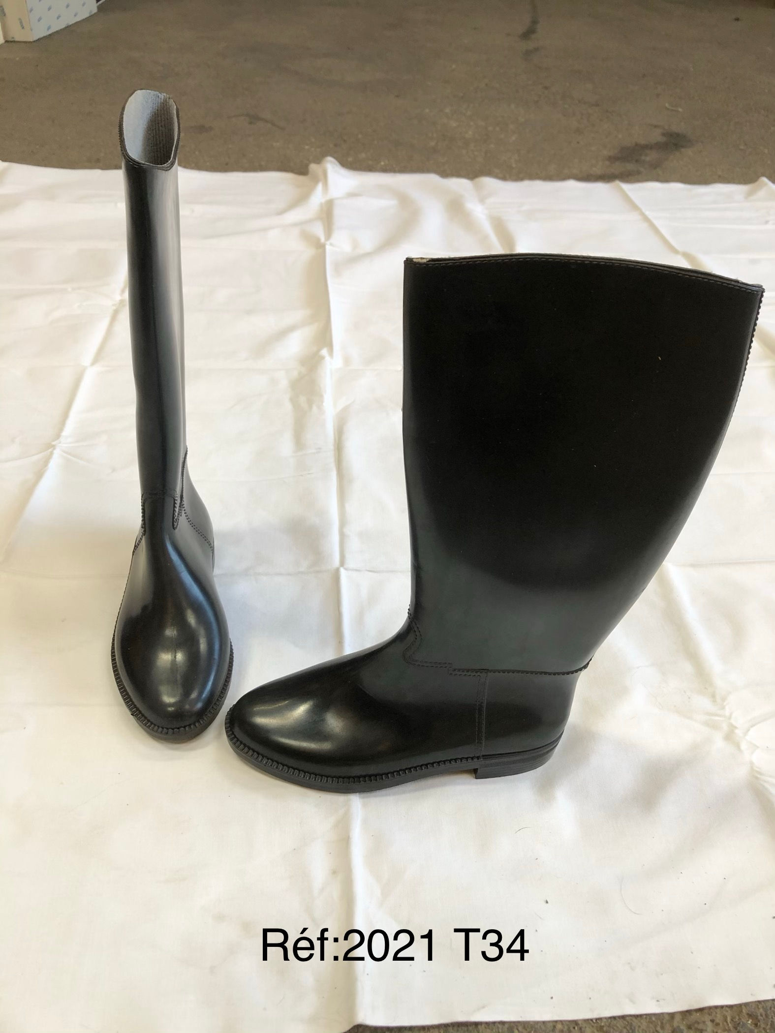 Botte caoutchouc noir T.34