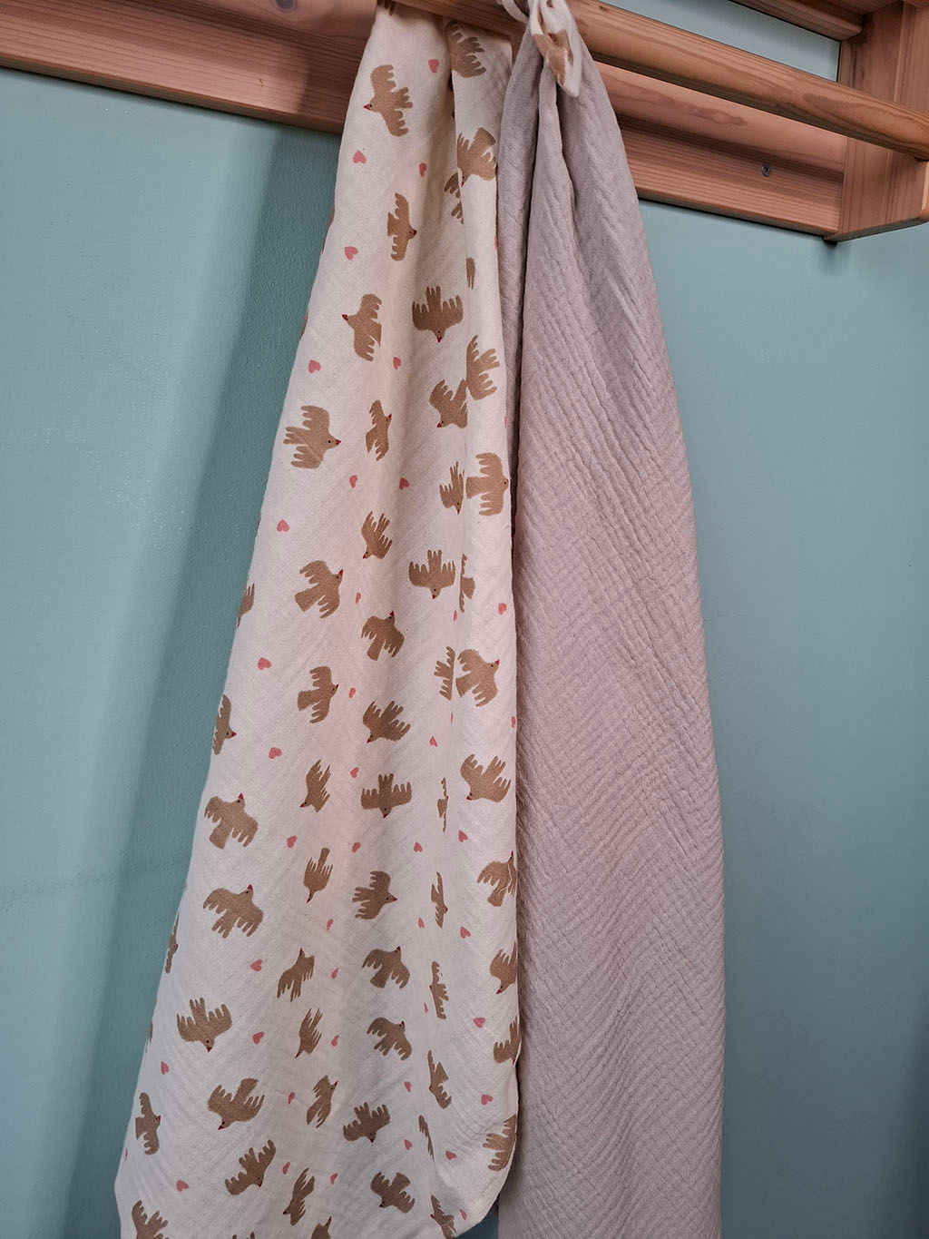 Duplagéz babakendő - Beige Bloom (2db)