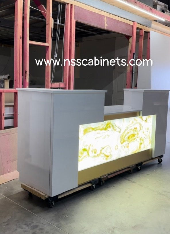Thumbnail: 84L Ohio Onyx Glass Reception Counter