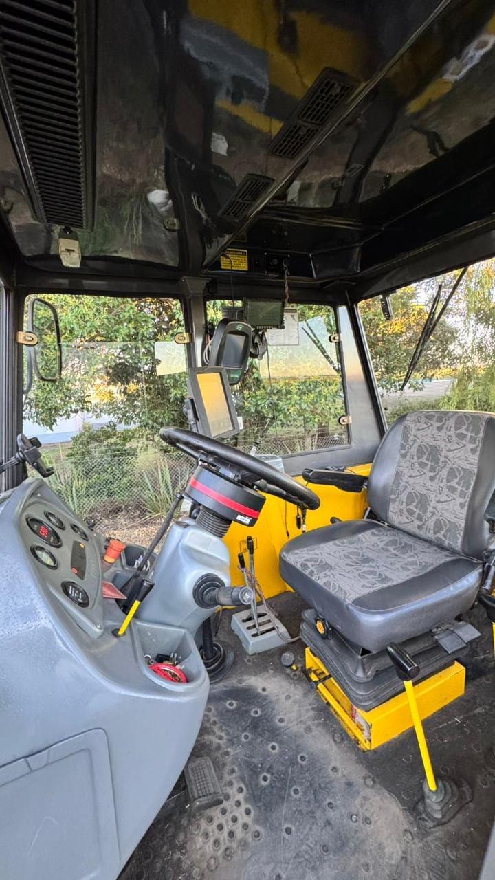 Miniatura: Tractor Pauny 250 EVO 160hp 2017