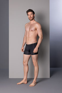 MUSAS ZARAUTZ GIPUZKOA BOXER N9A9801