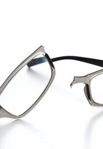 Find your perfect pair – Shop Rayan Eyewear now