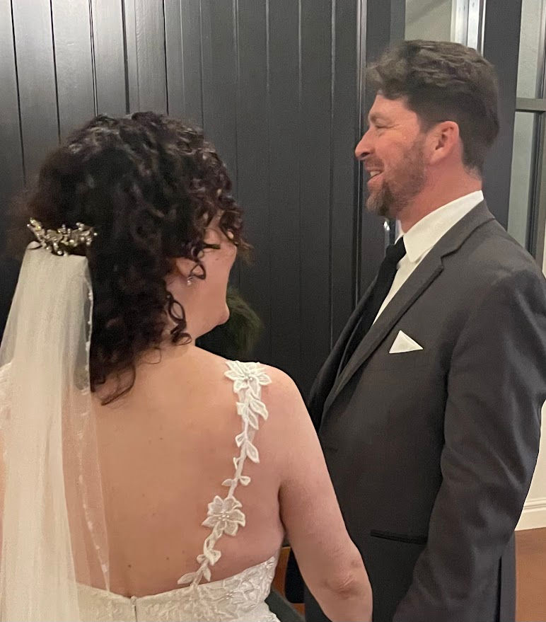 WEDDING CURLY HAIR PIN UP and hubby