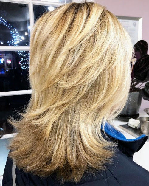 HIGHLIGHTS ON MED HAIR SHAG LOTS OF LAYERS J DOLCE - Copy.JPG