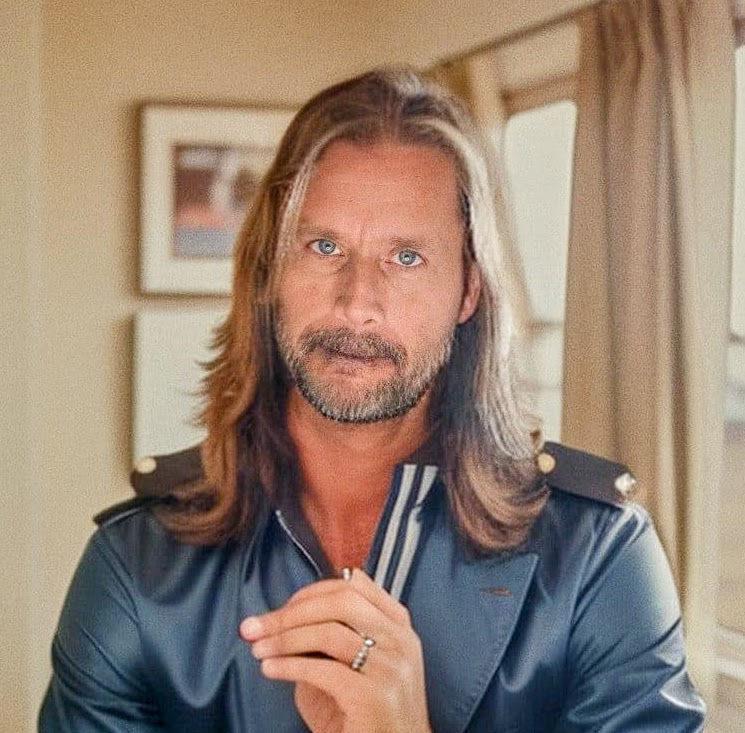 MENS LONG HAIR CUT AND CLOLOR WITH HIGHLIGHTS CHAD