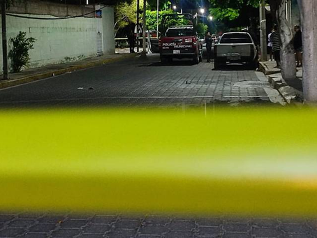 EN TEHUACÁN, ABANDONAN FETO EN UNA CAJA DE ZAPATOS