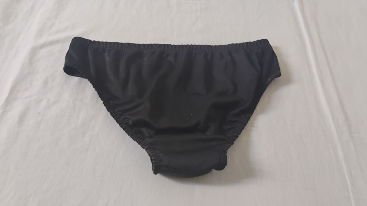 Cueca Slip Preta P/M