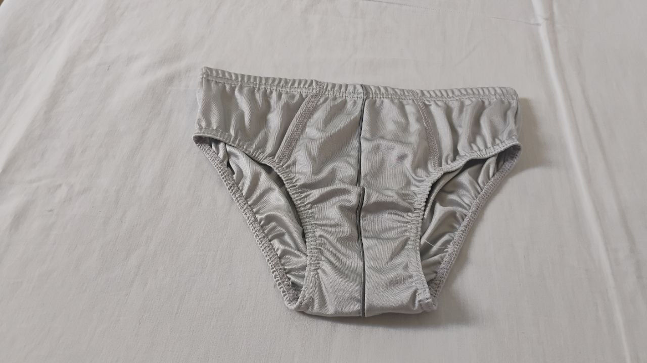 Cueca Slip Cinza P Games