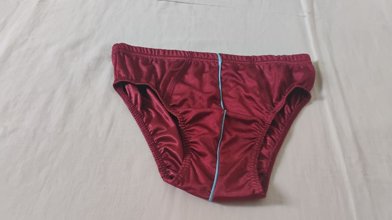 Cueca Slip Vermelha P Games