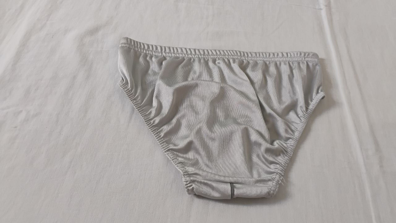 Cueca Slip Cinza P Games