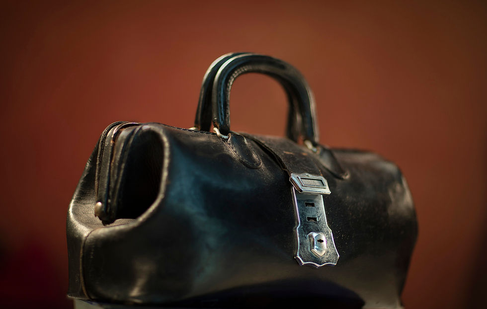 An old doctor’s bag representing the life force homeopathy approach used by homeopaths near me