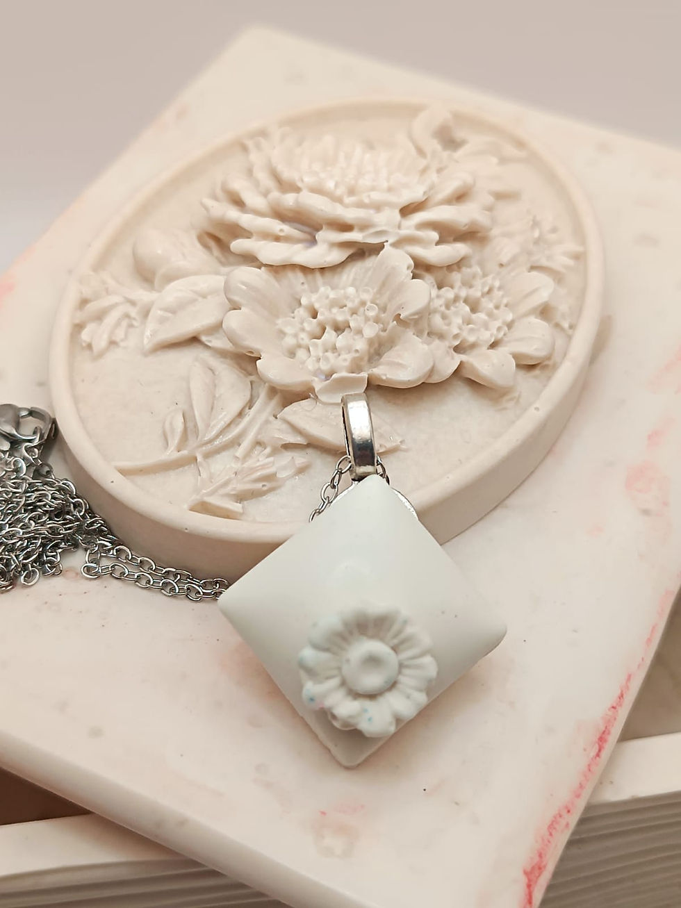 Miniature : 143
