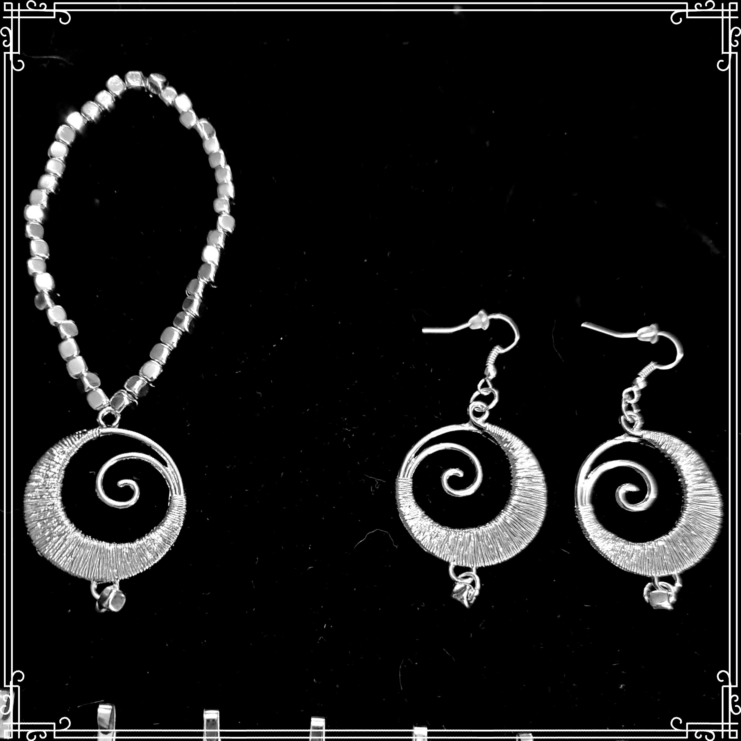 Handmade Earrings and Bracelet Set