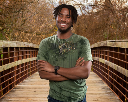 Three_Light_Portrait_Bridge_Background_Composite