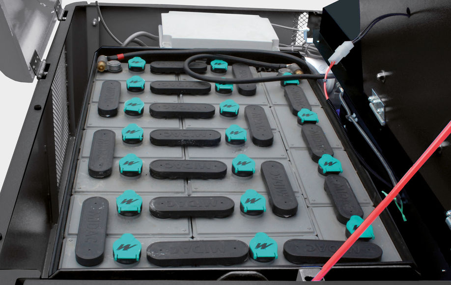 KARCHER KM 130300 R Bp COMMERCIAL VACUUM SWEEPER