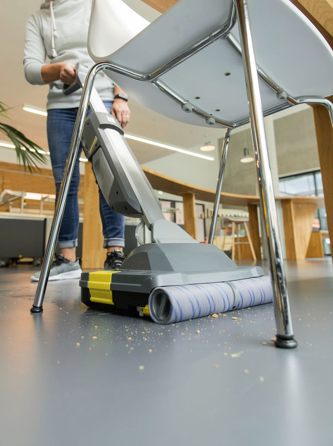 KARCHER DRIER BR 301 C Bp COMMERCIAL FLOOR SCRUBBER