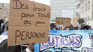 Pour maintenir la santé des migrant-es, il faut leur donner plus de droits !