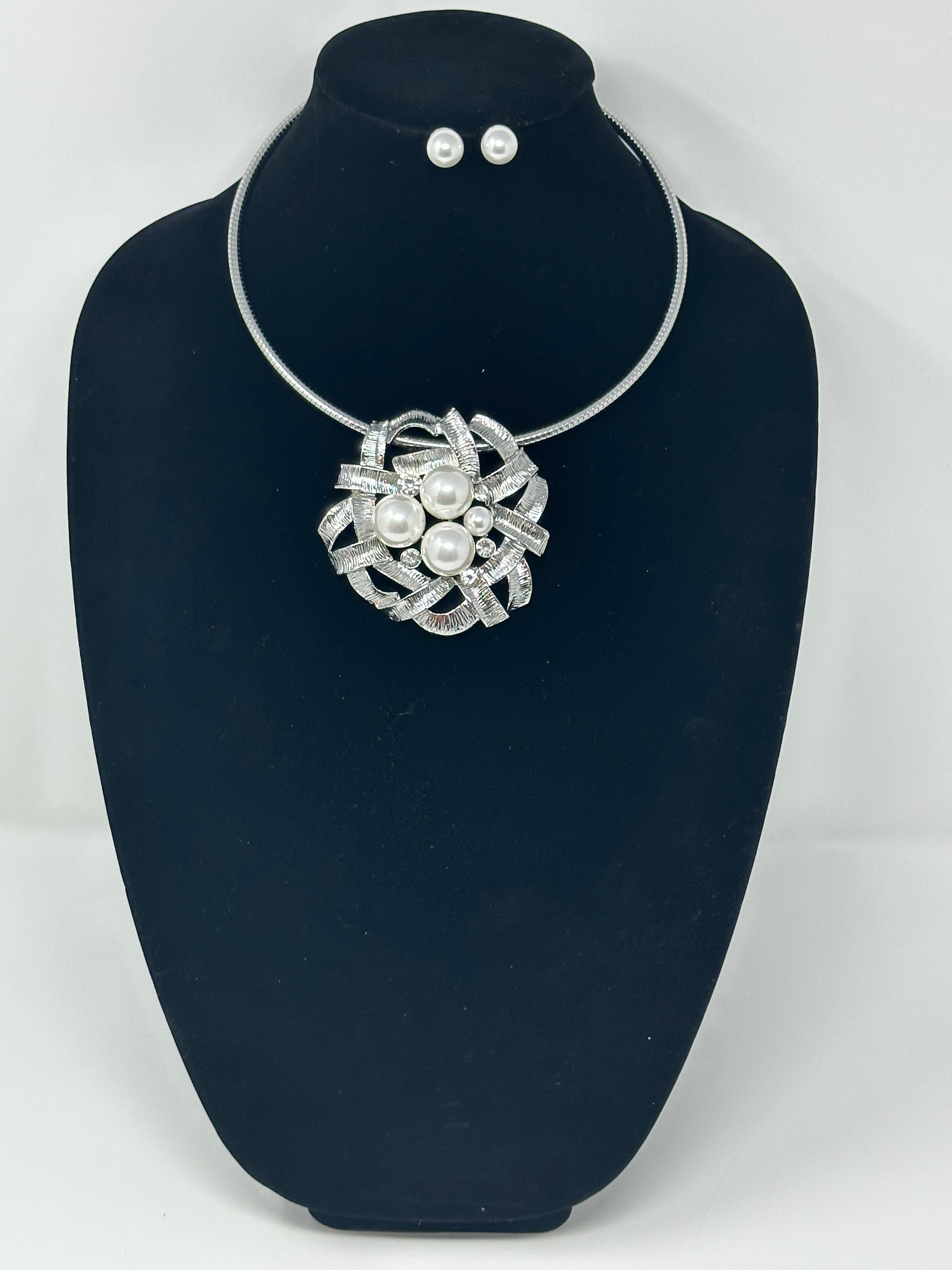 Silver Pearl and Clear Stone Choker Set