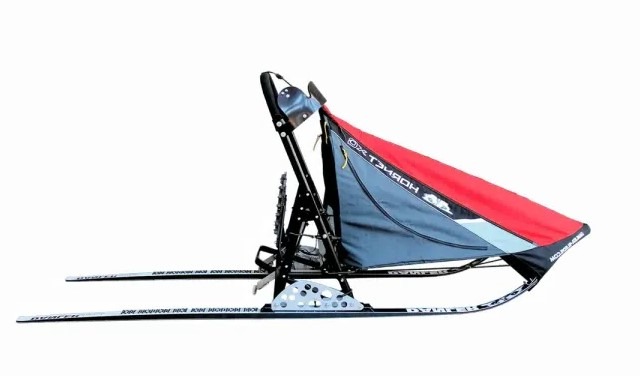 Traineau de marque Danler pour équipe d'attelage.