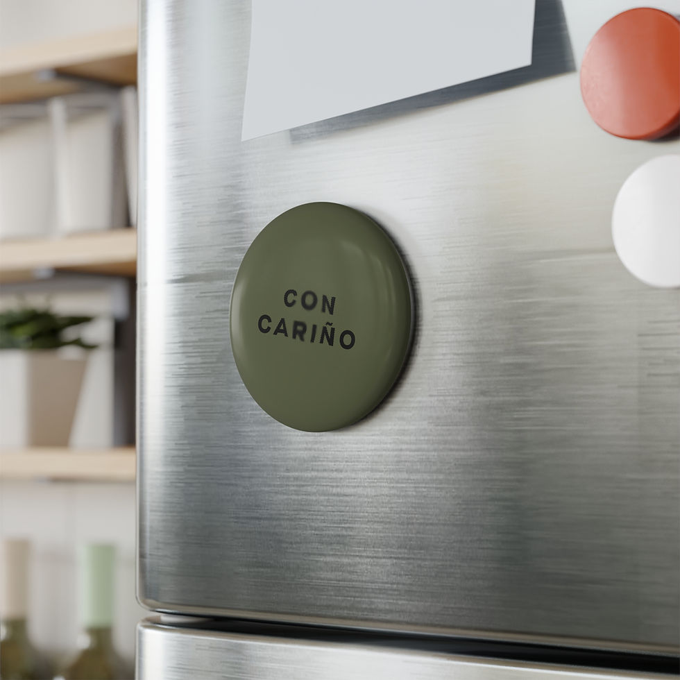Thumbnail: Lovely 'Con Cariño' Round Button Magnet - Perfect Gift for Friends and Family