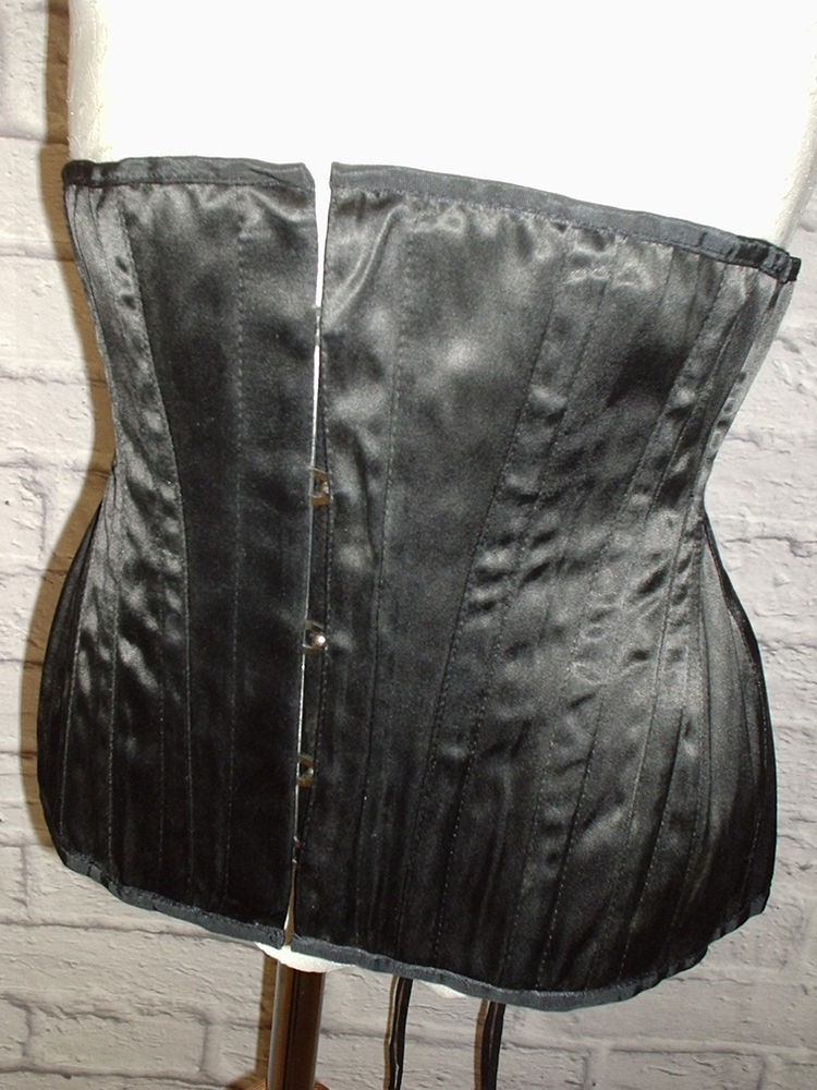 Axfords vintage waist reduction corset 24 in Vamp waist