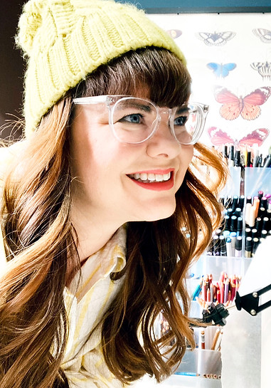 ILLUSTRATOR BIO PIC 2.jpg