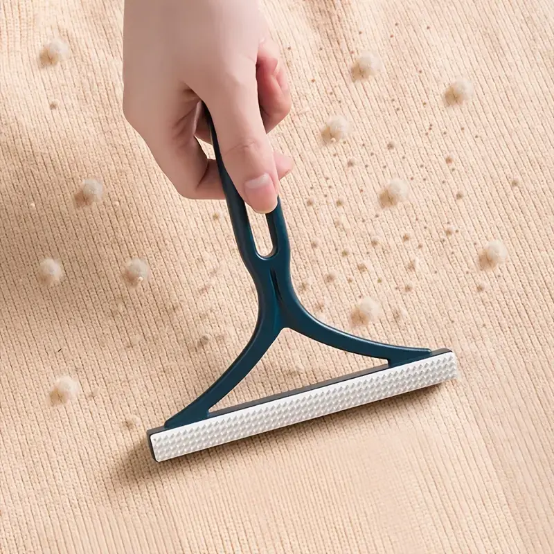 Thumbnail: Portable Lint Remover for Pet Hair and Clothing