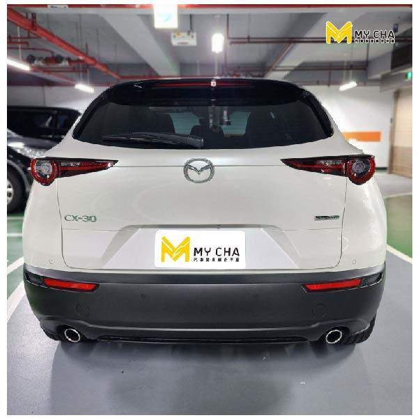 縮圖：2022 Mazda CX-30 20S Signature