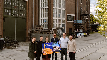 Bambam en Pronck officieel eigenaren van Langegracht 70C-D