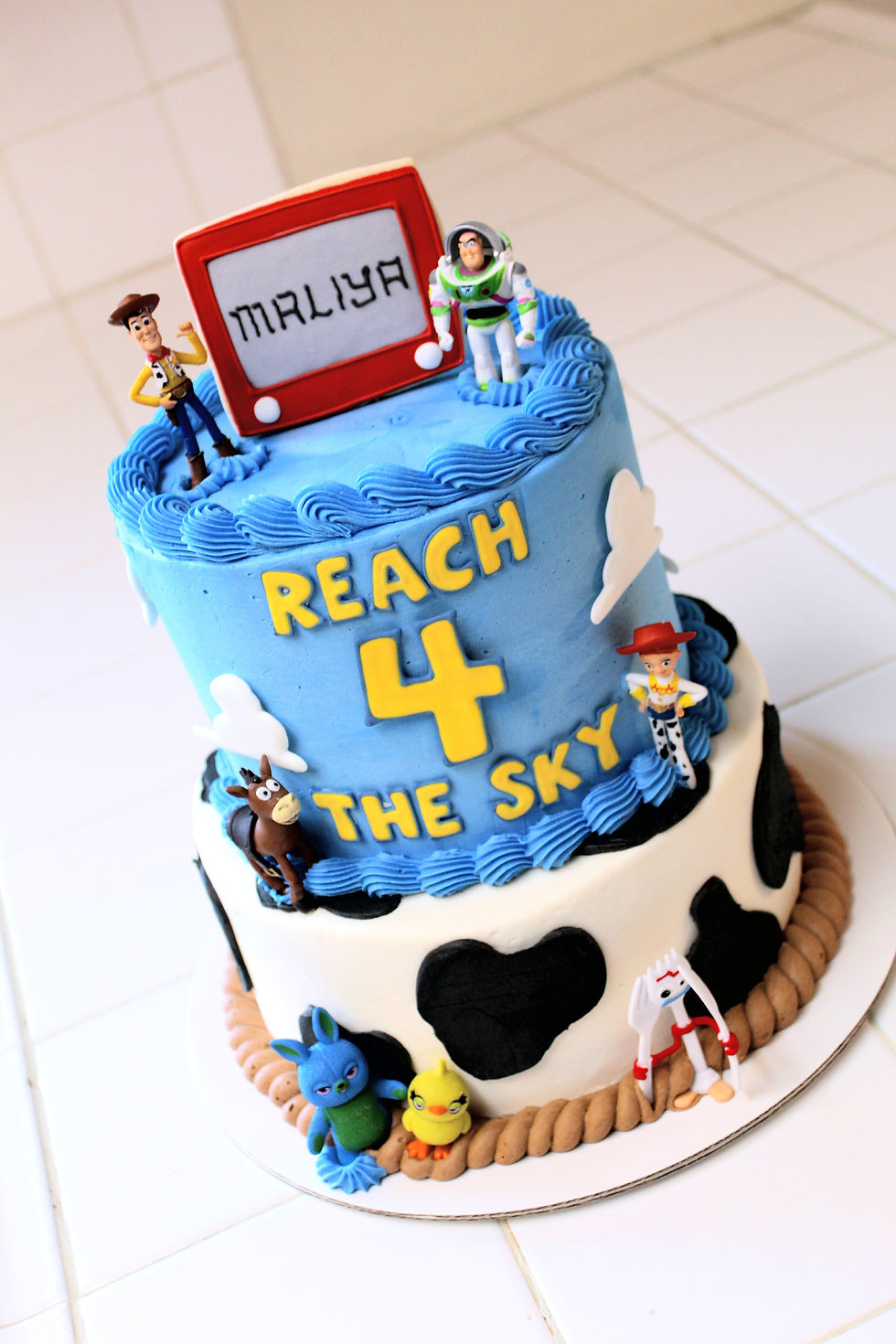 Toy Story Cow Reach 4 the Sky Cake